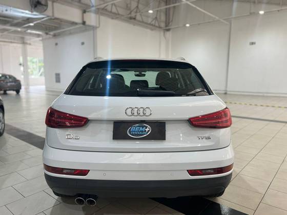 AUDI Q3 1.4 TFSI FLEX PRESTIGE PLUS S TRONIC